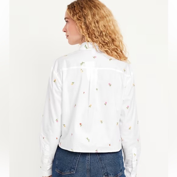 Old Navy Long Sleeve Cropped Button Up - Picture 10 of 10